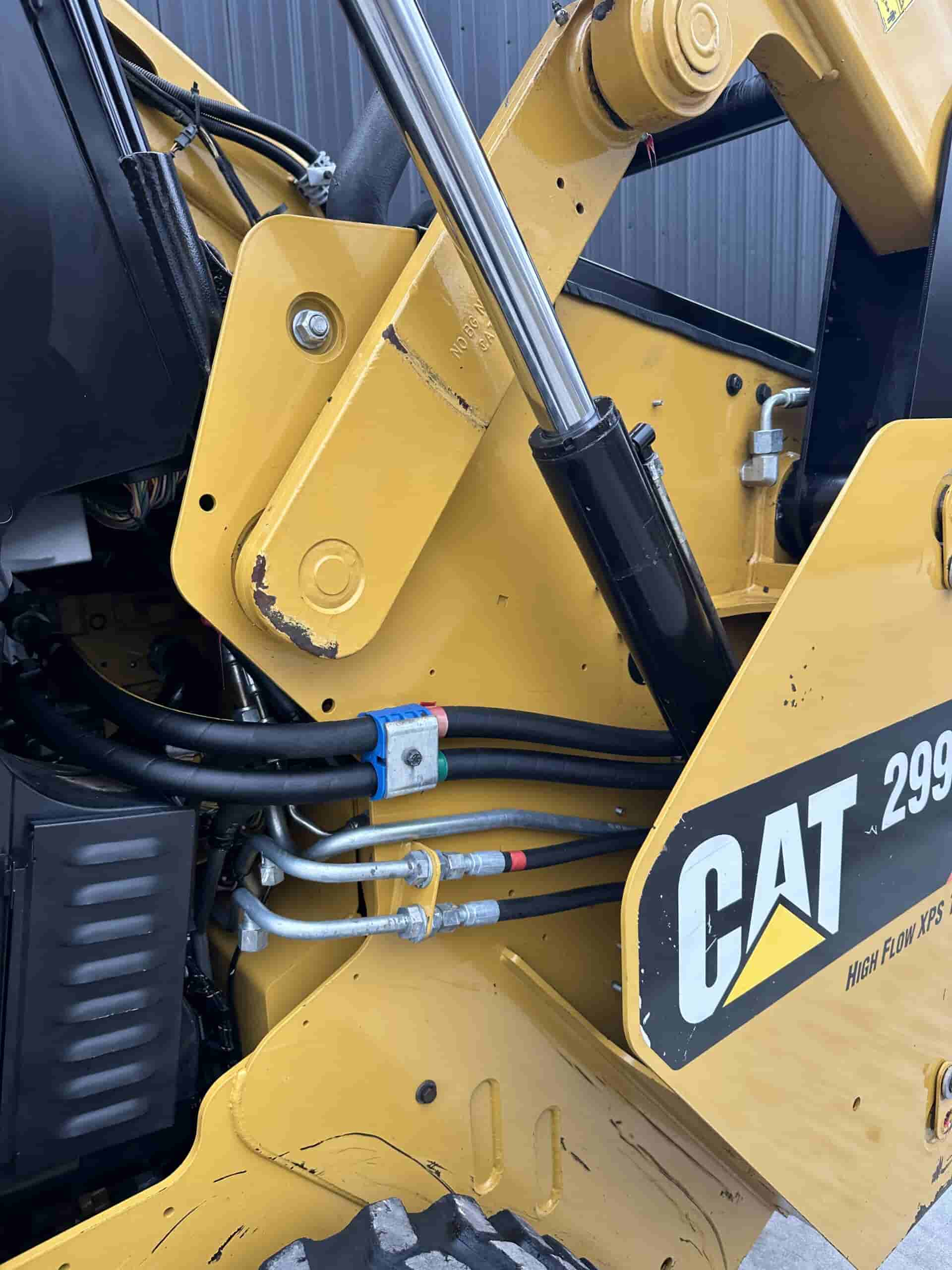 2017 CAT 299D2 HIGH FLOW
